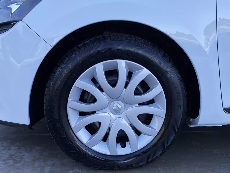 Renault Clio Business Energy TCe 75cv 18 75 CV Manual